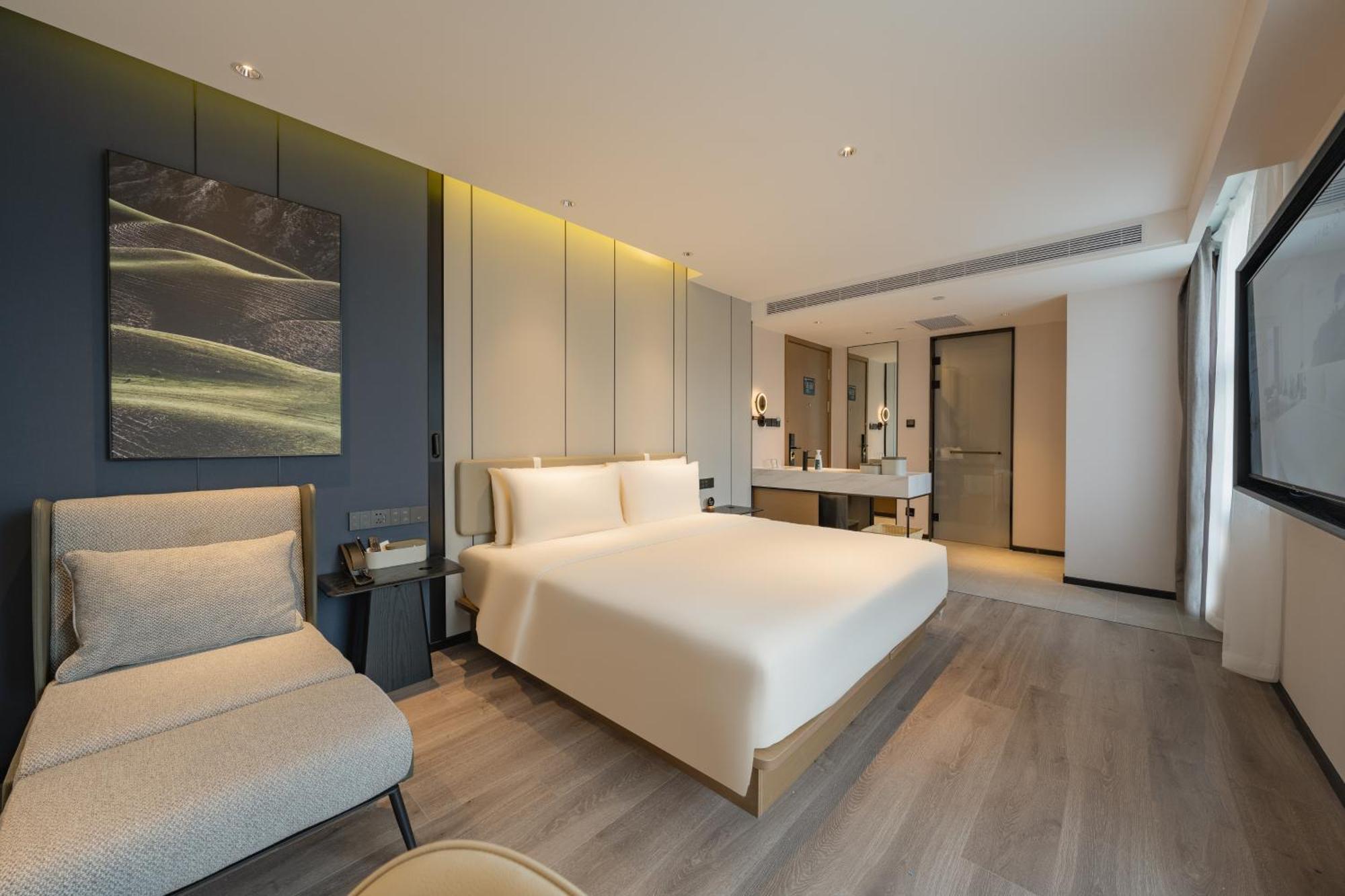 Atour Guomao Tuanjie Hotel